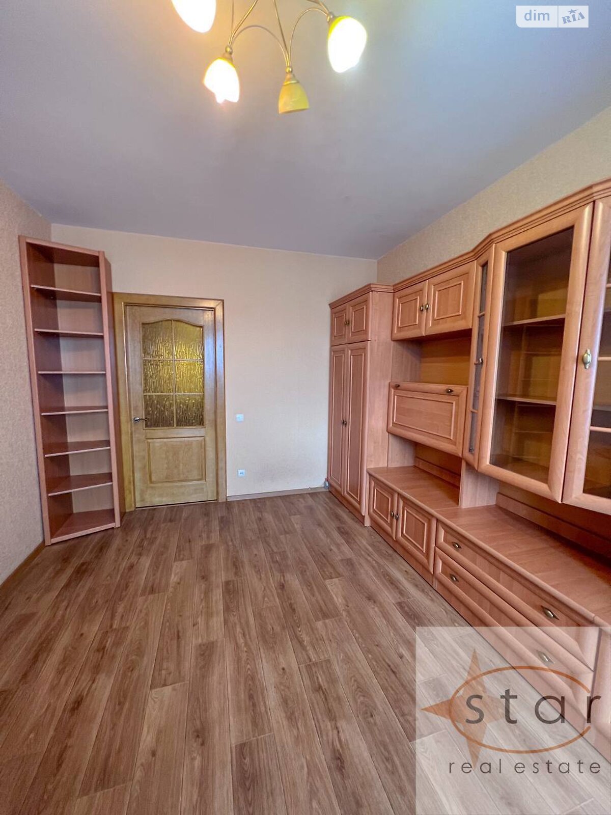 однокомнатная квартира в Чернигове, район Деснянский, на ул. Спасателей 35 в аренду на долгий срок помесячно фото 1