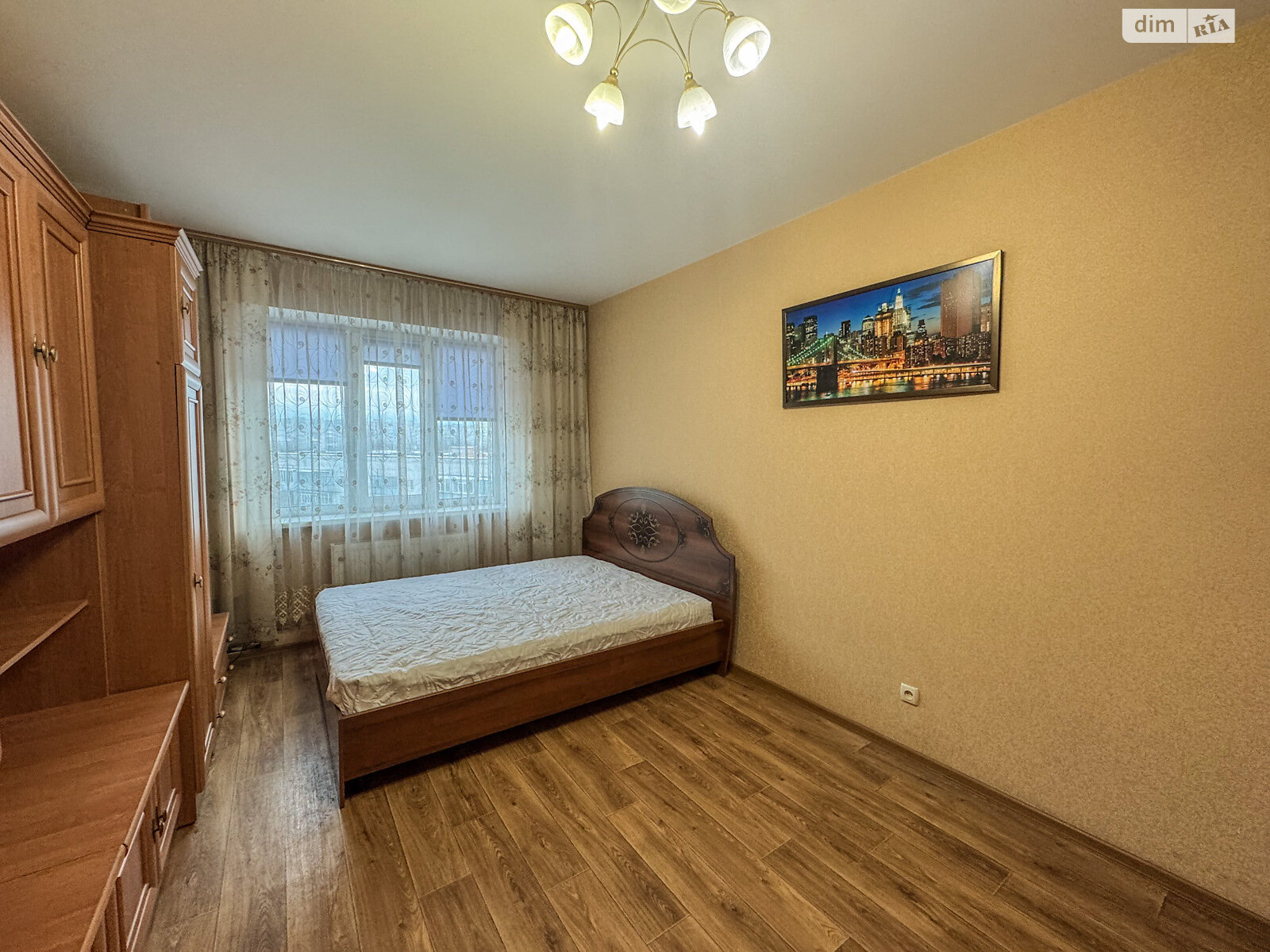 однокомнатная квартира в Чернигове, район Деснянский, на ул. Спасателей 35 в аренду на долгий срок помесячно фото 1