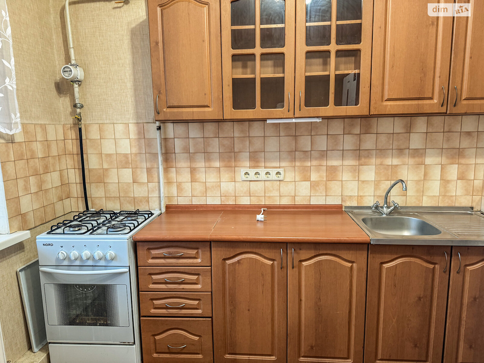 однокомнатная квартира в Чернигове, район Деснянский, на ул. Спасателей 35 в аренду на долгий срок помесячно фото 1