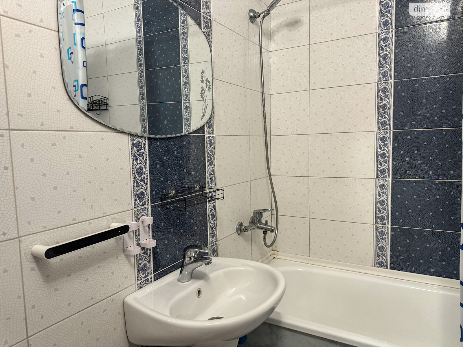 однокомнатная квартира в Чернигове, район Деснянский, на ул. Спасателей 35 в аренду на долгий срок помесячно фото 1