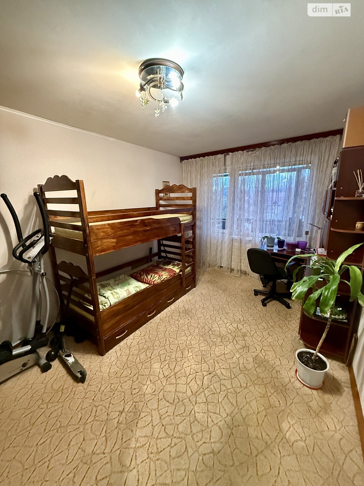 двокімнатна квартира в Чернігові, район Деснянський, на вул. Володимира Коваленка в довготривалу оренду помісячно фото 1