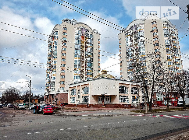 трехкомнатная квартира с мебелью в Чернигове, район Горсад, на ул. Шевченко в аренду на долгий срок помесячно фото 1 трехкомнатная квартира с мебелью в Чернигове, район Горсад, на ул. Шевченко в аренду на долгий срок помесячно фото 1
