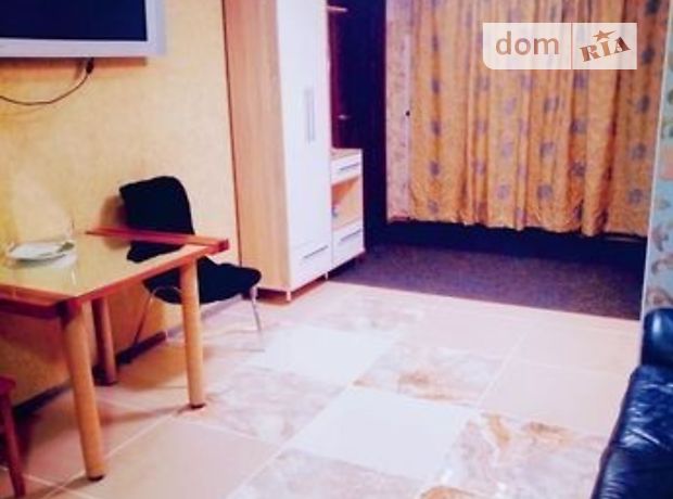 двухкомнатная квартира в Чернигове, район Градецкий, на ул. Мстиславская в аренду на долгий срок помесячно фото 1 двухкомнатная квартира в Чернигове, район Градецкий, на ул. Мстиславская в аренду на долгий срок помесячно фото 1