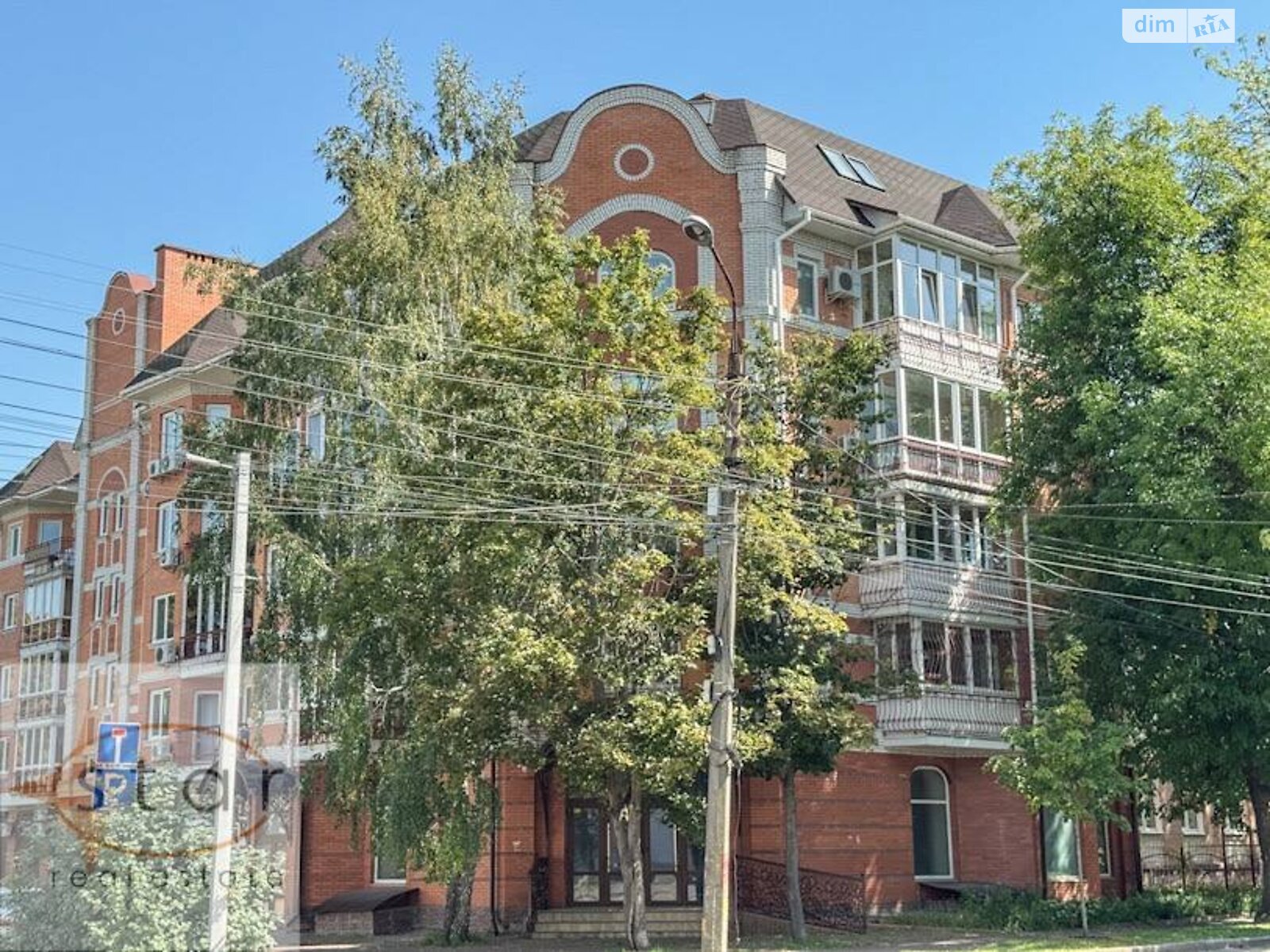 трехкомнатная квартира в Чернигове, район Холодные Яры, на ул. Князя Черного 11А в аренду на долгий срок помесячно фото 1