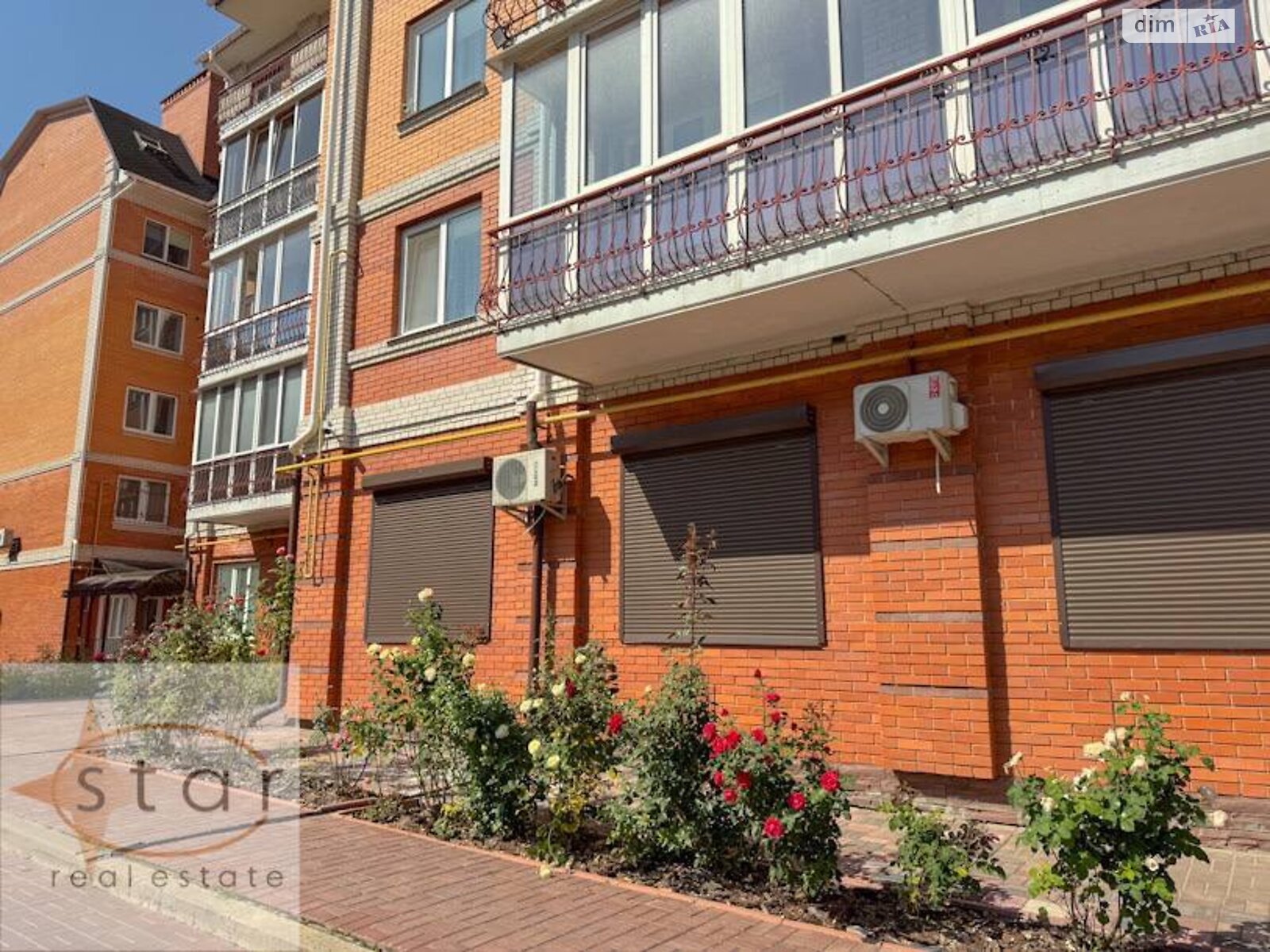 трехкомнатная квартира в Чернигове, район Холодные Яры, на ул. Князя Черного 11А в аренду на долгий срок помесячно фото 1