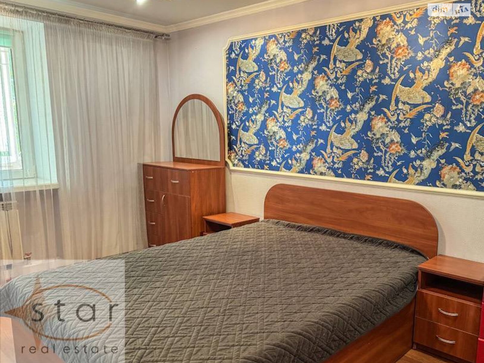 трехкомнатная квартира в Чернигове, район Холодные Яры, на ул. Князя Черного 11А в аренду на долгий срок помесячно фото 1