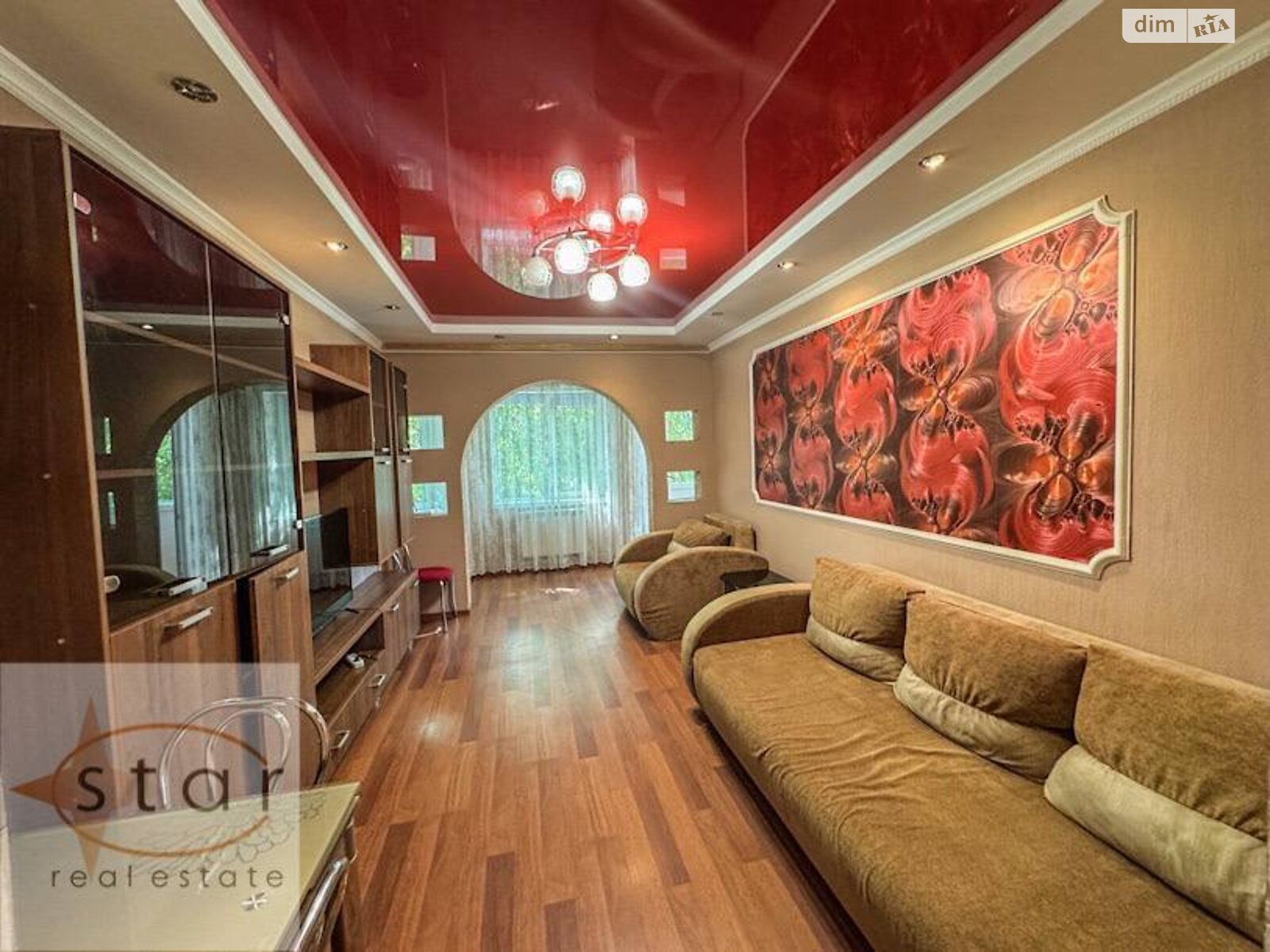 трехкомнатная квартира в Чернигове, район Холодные Яры, на ул. Князя Черного 11А в аренду на долгий срок помесячно фото 1