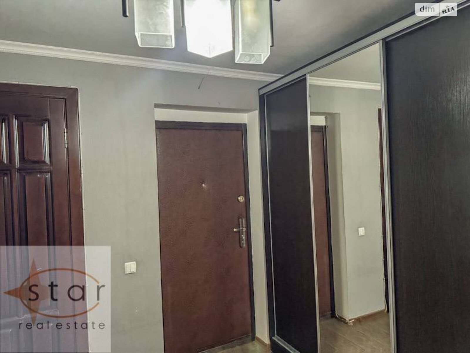 трехкомнатная квартира в Чернигове, район Холодные Яры, на ул. Князя Черного 11А в аренду на долгий срок помесячно фото 1