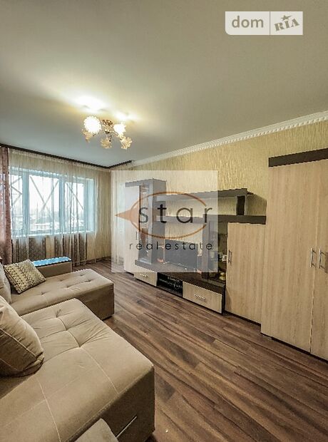 трехкомнатная квартира с мебелью в Чернигове, район Красный Мост, на ул. Савчука 3 в аренду на долгий срок помесячно фото 1 трехкомнатная квартира с мебелью в Чернигове, район Красный Мост, на ул. Савчука 3 в аренду на долгий срок помесячно фото 1