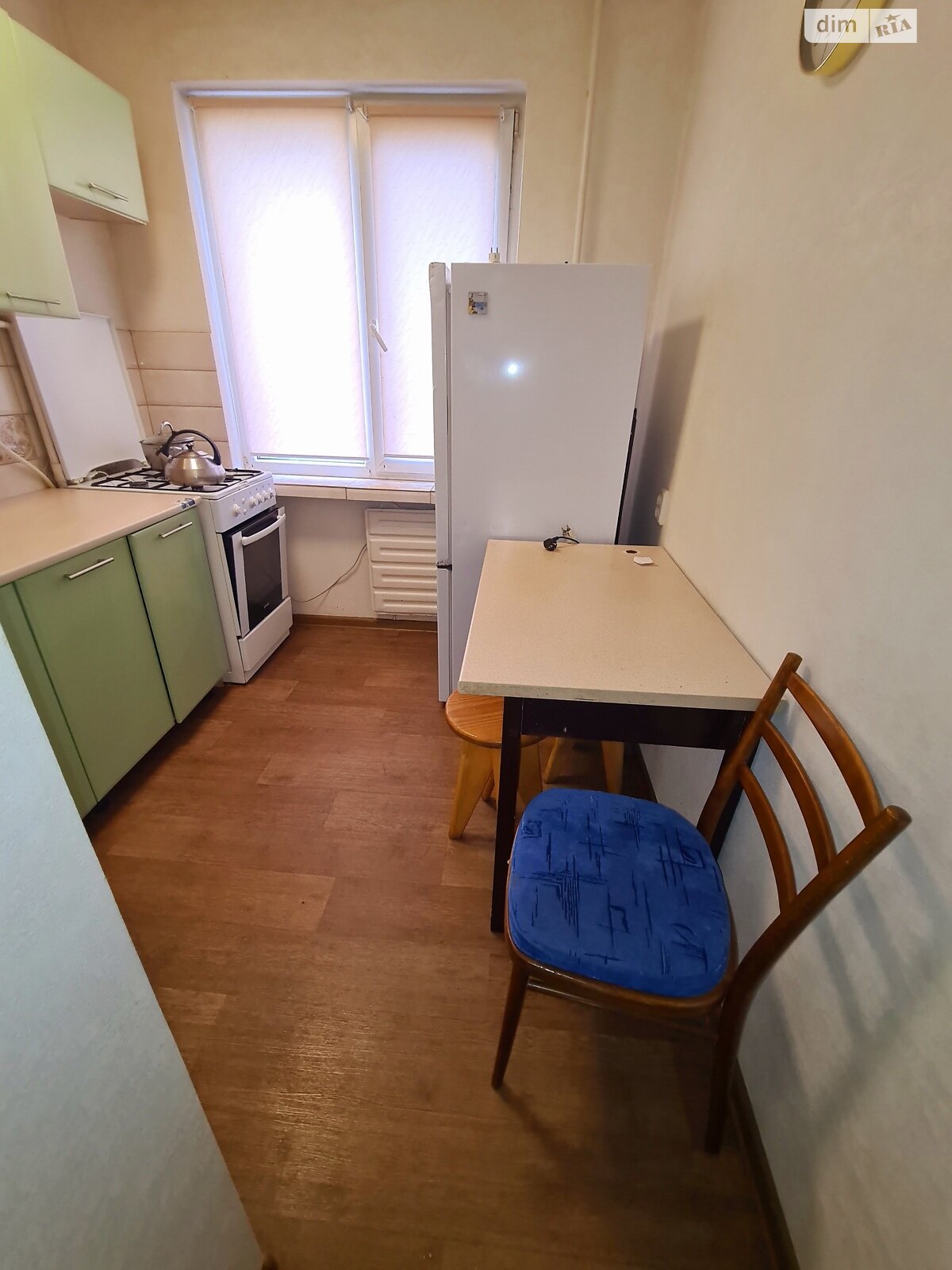 трехкомнатная квартира в Чернигове, на просп. Мира в аренду на долгий срок помесячно фото 1