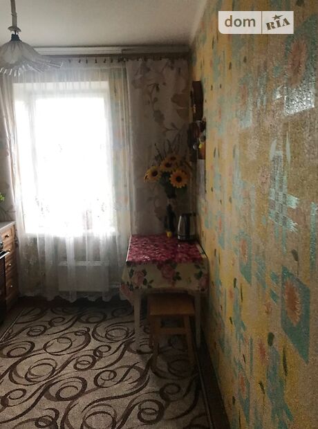 трехкомнатная квартира с мебелью в Чернигове, район Новозаводской, на ул. Любецкая 11 в аренду на долгий срок помесячно фото 1 трехкомнатная квартира с мебелью в Чернигове, район Новозаводской, на ул. Любецкая 11 в аренду на долгий срок помесячно фото 1