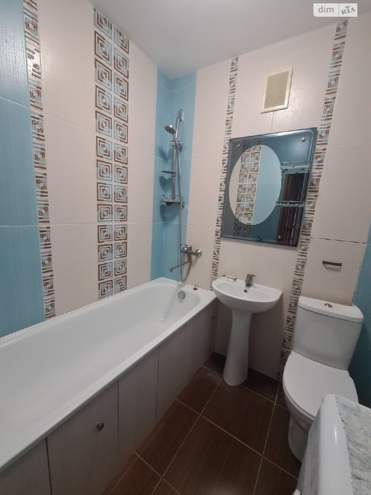 однокомнатная квартира в Чернигове, район Новозаводской, на ул. Радченко Вячеслава 12 в аренду на долгий срок помесячно фото 1 однокомнатная квартира в Чернигове, район Новозаводской, на ул. Радченко Вячеслава 12 в аренду на долгий срок помесячно фото 1