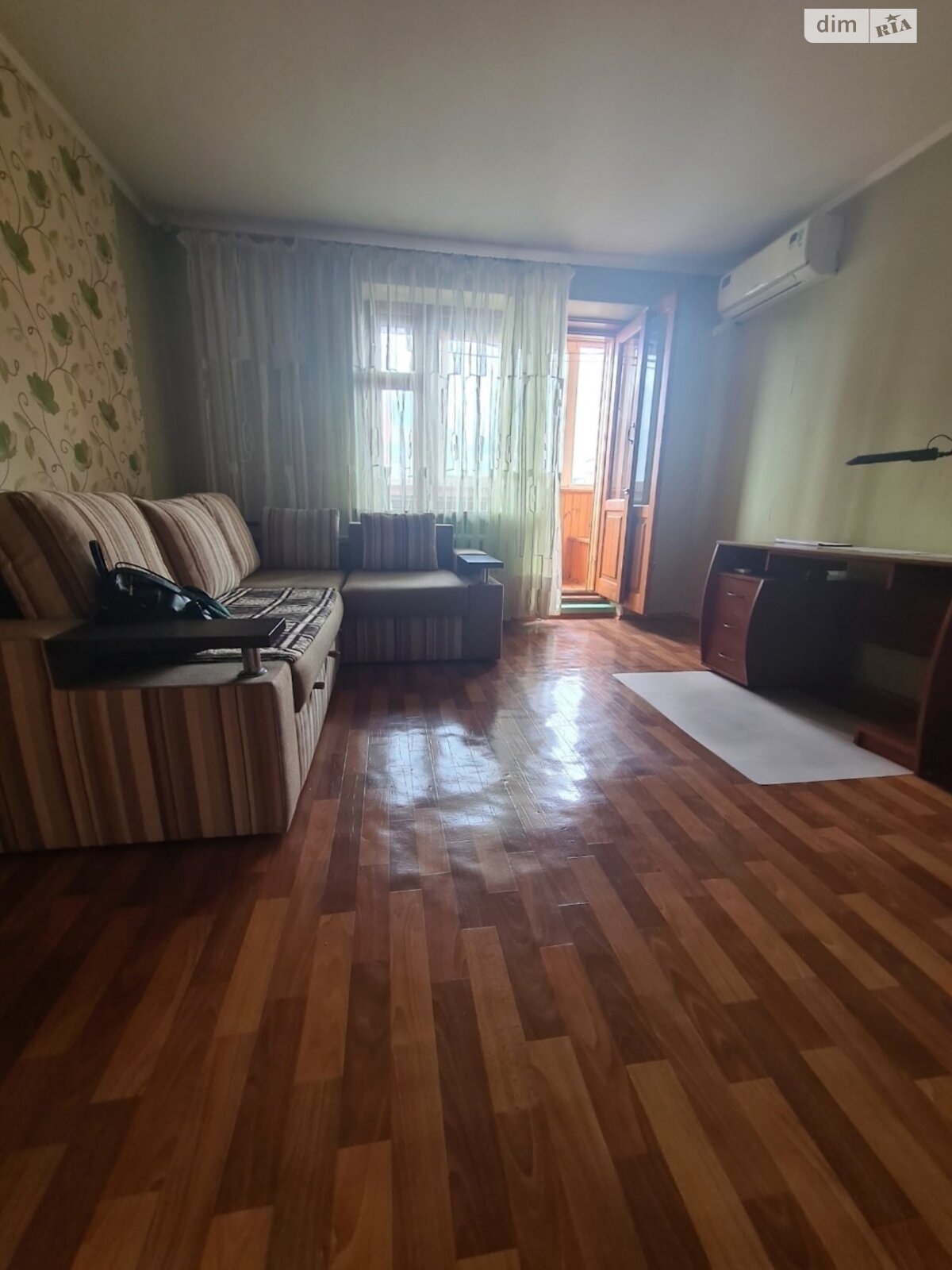 однокомнатная квартира в Чернигове, район Новозаводской, на ул. Радченко Вячеслава 12 в аренду на долгий срок помесячно фото 1 однокомнатная квартира в Чернигове, район Новозаводской, на ул. Радченко Вячеслава 12 в аренду на долгий срок помесячно фото 1