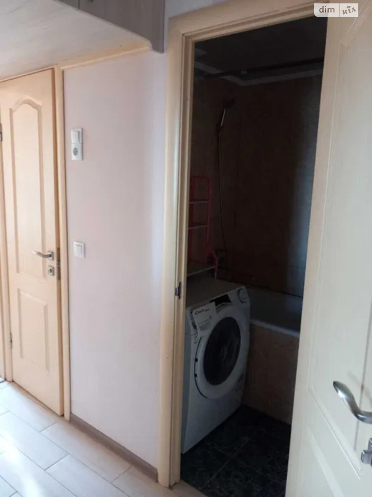 трехкомнатная квартира в Чернигове, на просп. Победы 121 в аренду на долгий срок помесячно фото 1 трехкомнатная квартира в Чернигове, на просп. Победы 121 в аренду на долгий срок помесячно фото 1