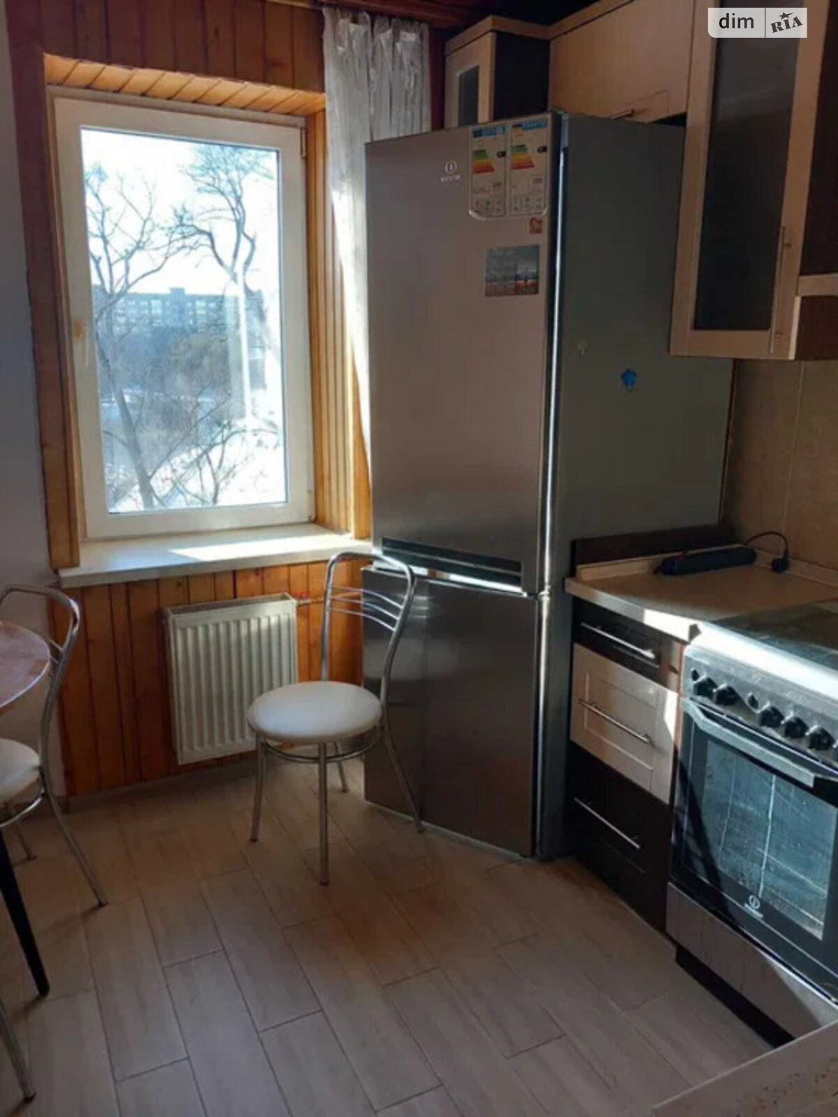 трехкомнатная квартира в Чернигове, на просп. Победы 121 в аренду на долгий срок помесячно фото 1 трехкомнатная квартира в Чернигове, на просп. Победы 121 в аренду на долгий срок помесячно фото 1