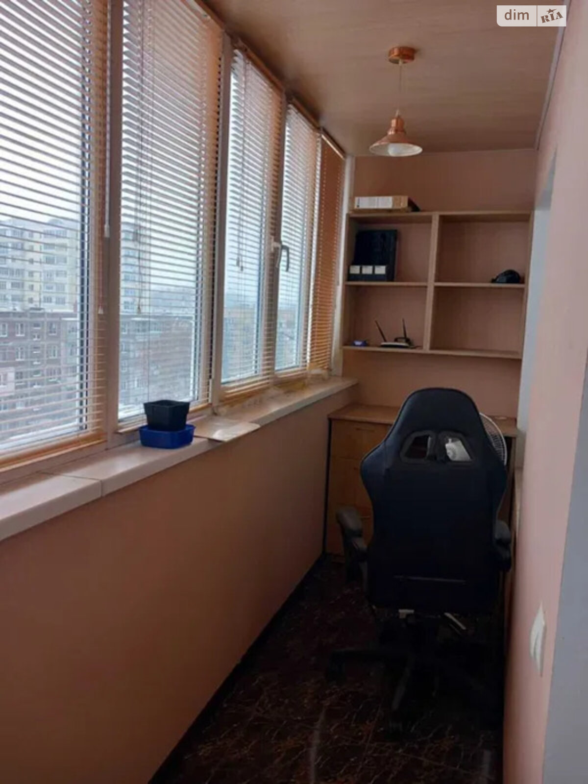 трехкомнатная квартира в Чернигове, на просп. Победы 121 в аренду на долгий срок помесячно фото 1 трехкомнатная квартира в Чернигове, на просп. Победы 121 в аренду на долгий срок помесячно фото 1