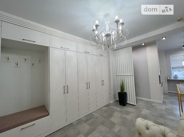 двухкомнатная квартира с мебелью в Чернигове, район Центр, на ул. Коцюбинского 50 в аренду на долгий срок помесячно фото 1