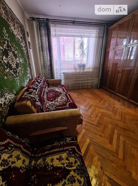 двухкомнатная квартира в Чернигове, район Центр, на просп. Победы 100 в аренду на долгий срок помесячно фото 1 двухкомнатная квартира в Чернигове, район Центр, на просп. Победы 100 в аренду на долгий срок помесячно фото 1