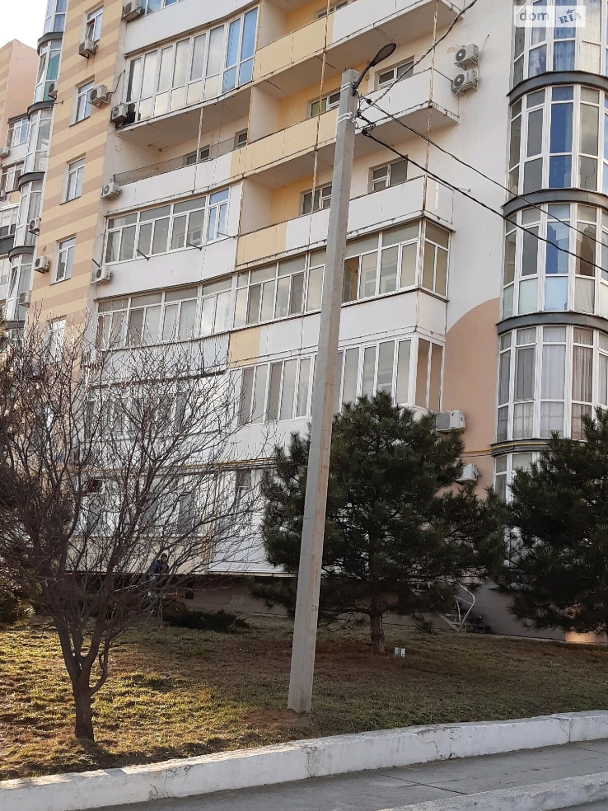 двухкомнатная квартира с мебелью в Черноморске, район Ильичевск, на ул. Парковая 44 в аренду на долгий срок помесячно фото 1