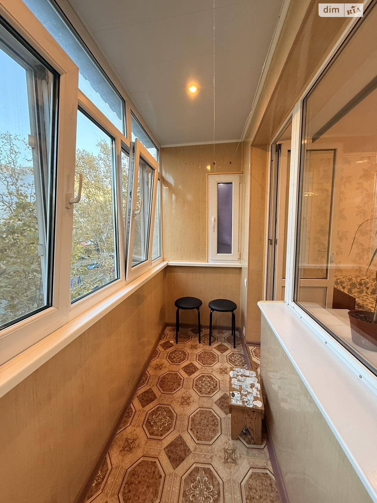 однокомнатная квартира в Черноморске, район Ильичевск, на просп. Мира 28, кв. 179 в аренду на долгий срок помесячно фото 1 однокомнатная квартира в Черноморске, район Ильичевск, на просп. Мира 28, кв. 179 в аренду на долгий срок помесячно фото 1