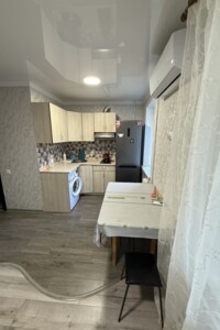однокомнатная квартира в Черноморске, район Ильичевск, на ул. Защитников Украины 2А в аренду на долгий срок помесячно фото 2 однокомнатная квартира в Черноморске, район Ильичевск, на ул. Защитников Украины 2А в аренду на долгий срок помесячно фото 2