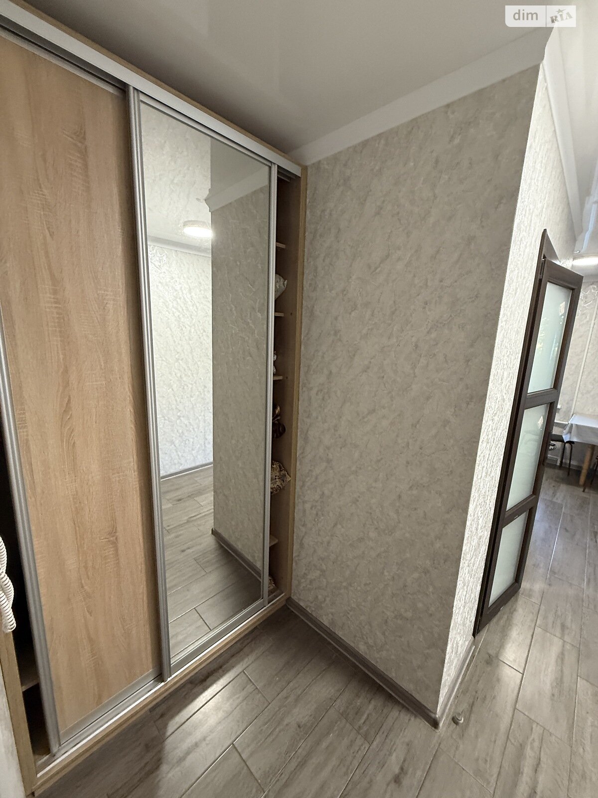 однокомнатная квартира в Черноморске, район Ильичевск, на ул. Защитников Украины 2А в аренду на долгий срок помесячно фото 1 однокомнатная квартира в Черноморске, район Ильичевск, на ул. Защитников Украины 2А в аренду на долгий срок помесячно фото 1