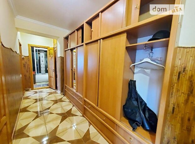 однокімнатна квартира в Чернівцях, район Аеропорт, на ПРОСТОРА НОВОБУДОВА НА БУДІВЕЛЬНИКІВ МОЖНА З ДИТИНОЮ в довготривалу оренду помісячно фото 1 однокімнатна квартира в Чернівцях, район Аеропорт, на ПРОСТОРА НОВОБУДОВА НА БУДІВЕЛЬНИКІВ МОЖНА З ДИТИНОЮ в довготривалу оренду помісячно фото 1