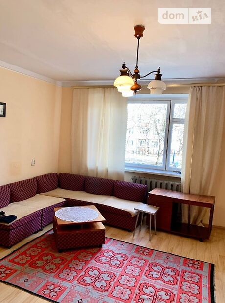 однокімнатна квартира з меблями в Чернівцях, район Бульвар Героїв Сталінграда, на бул. Героїв Крут в довготривалу оренду помісячно фото 1 однокімнатна квартира з меблями в Чернівцях, район Бульвар Героїв Сталінграда, на бул. Героїв Крут в довготривалу оренду помісячно фото 1