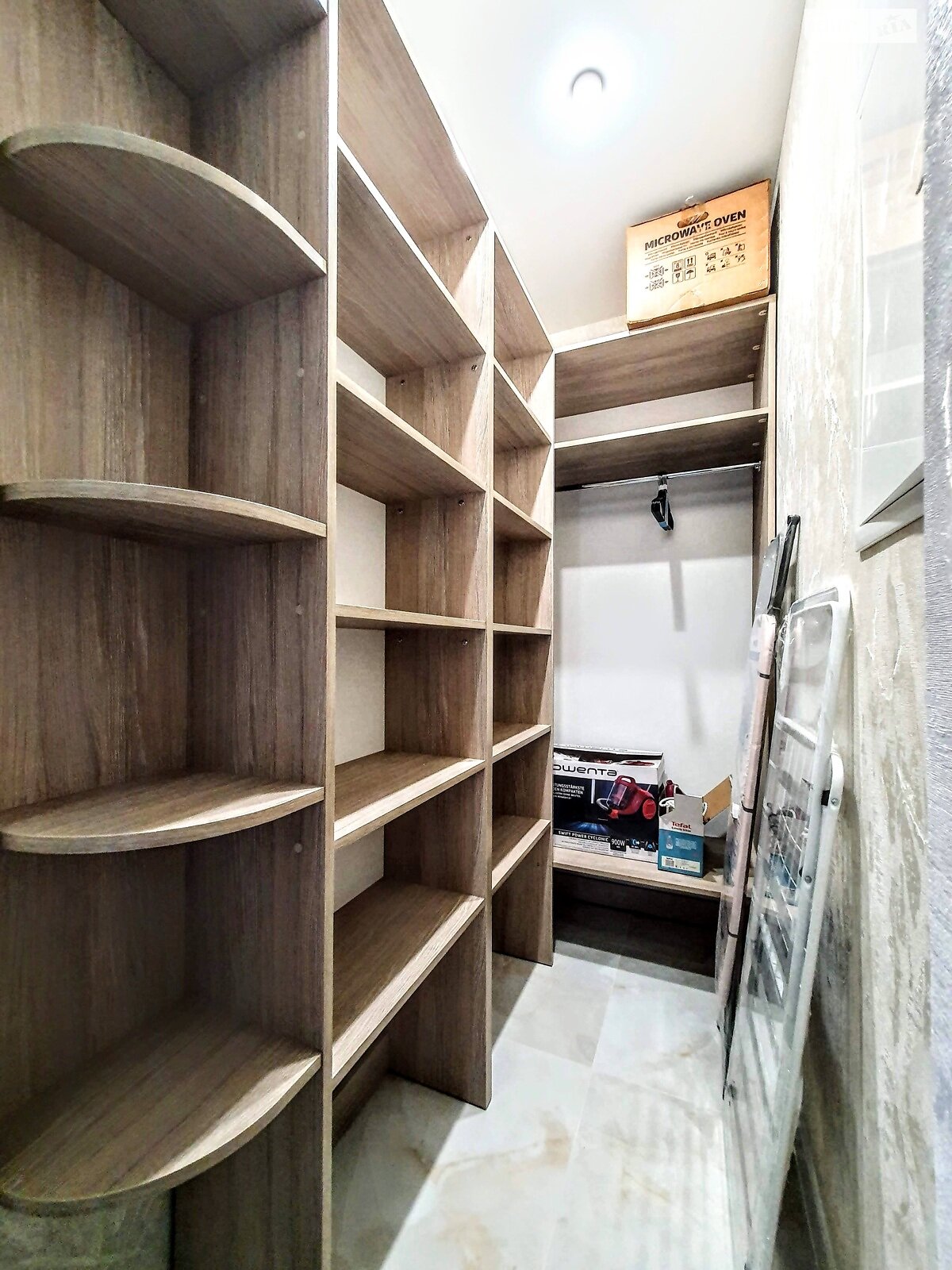 трехкомнатная квартира в Черновцах, район Фастовская, на пер. 2-й Венский в аренду на долгий срок помесячно фото 1 трехкомнатная квартира в Черновцах, район Фастовская, на пер. 2-й Венский в аренду на долгий срок помесячно фото 1