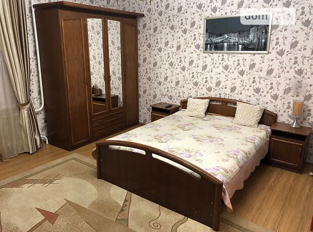 двухкомнатная квартира с мебелью в Черновцах, район Фастовская, на ул. Русская в аренду на долгий срок помесячно фото 1 двухкомнатная квартира с мебелью в Черновцах, район Фастовская, на ул. Русская в аренду на долгий срок помесячно фото 1