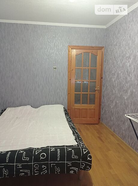 чотирикімнатна квартира в Чернівцях, район Фастівська, на вул. Руська в довготривалу оренду помісячно фото 1 чотирикімнатна квартира в Чернівцях, район Фастівська, на вул. Руська в довготривалу оренду помісячно фото 1