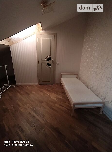 чотирикімнатна квартира з меблями в Чернівцях, район Гарячий Урбан, на вул. Руська 1 в довготривалу оренду помісячно фото 1 чотирикімнатна квартира з меблями в Чернівцях, район Гарячий Урбан, на вул. Руська 1 в довготривалу оренду помісячно фото 1