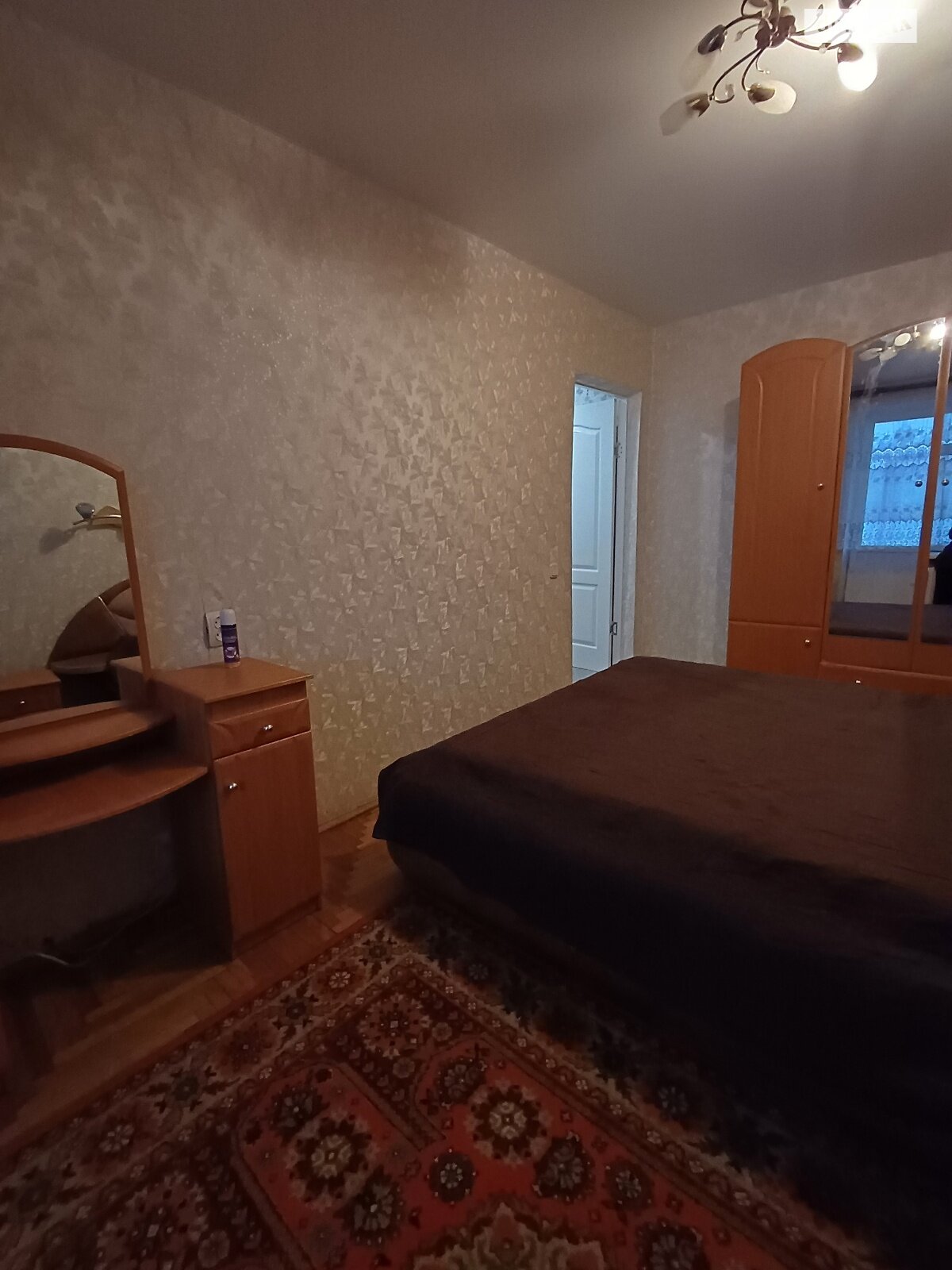 двухкомнатная квартира в Черновцах, район Героев Майдана, на ул. Героев Майдана 65 в аренду на долгий срок помесячно фото 1