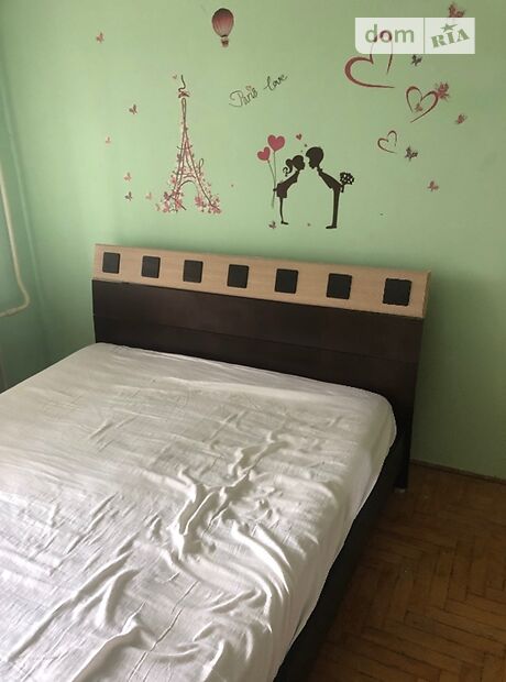 трикімнатна квартира в Чернівцях, район Головний, на вул. Головна, кв. 54, в довготривалу оренду помісячно фото 1 трикімнатна квартира в Чернівцях, район Головний, на вул. Головна, кв. 54, в довготривалу оренду помісячно фото 1