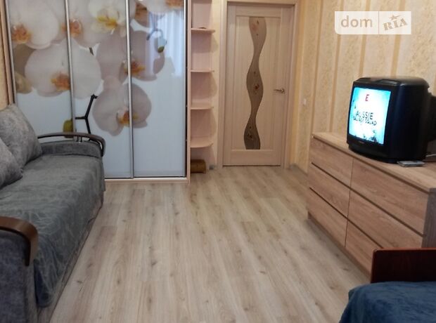 однокімнатна квартира з меблями в Чернівцях, район Гравітон, на вул. Немирівська 1 в довготривалу оренду помісячно фото 1 однокімнатна квартира з меблями в Чернівцях, район Гравітон, на вул. Немирівська 1 в довготривалу оренду помісячно фото 1