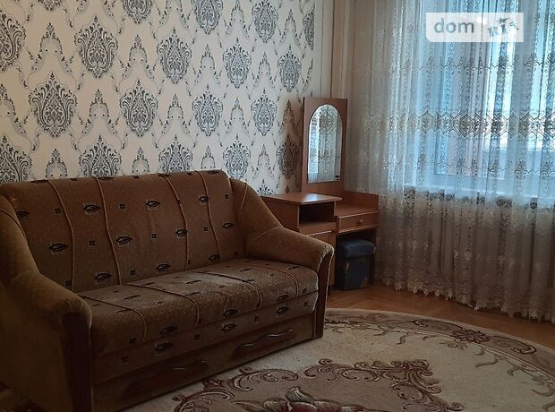 двухкомнатная квартира с мебелью в Черновцах, район Гравитон, на ул. Русская в аренду на долгий срок помесячно фото 1 двухкомнатная квартира с мебелью в Черновцах, район Гравитон, на ул. Русская в аренду на долгий срок помесячно фото 1