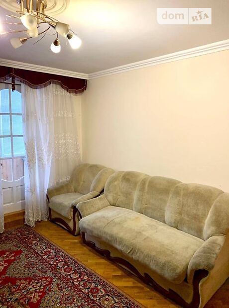 трикімнатна квартира з меблями в Чернівцях, район Гравітон, на вул. Руська в довготривалу оренду помісячно фото 1 трикімнатна квартира з меблями в Чернівцях, район Гравітон, на вул. Руська в довготривалу оренду помісячно фото 1