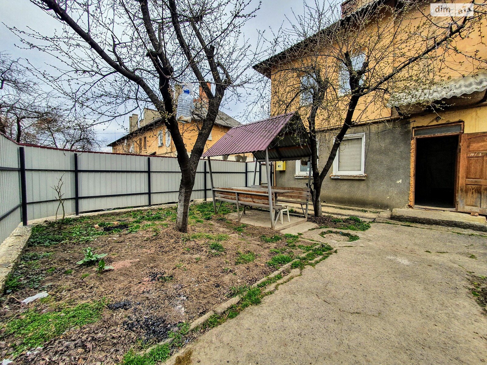 однокомнатная квартира в Черновцах, район Кемпинг, на ул. Сечевых Стрельцов в аренду на долгий срок помесячно фото 1 однокомнатная квартира в Черновцах, район Кемпинг, на ул. Сечевых Стрельцов в аренду на долгий срок помесячно фото 1