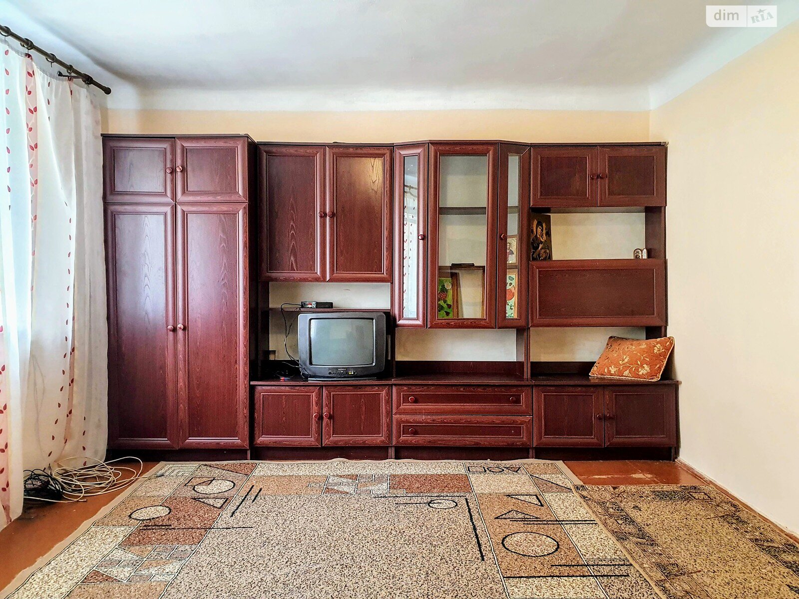 однокомнатная квартира в Черновцах, район Кемпинг, на ул. Сечевых Стрельцов в аренду на долгий срок помесячно фото 1 однокомнатная квартира в Черновцах, район Кемпинг, на ул. Сечевых Стрельцов в аренду на долгий срок помесячно фото 1