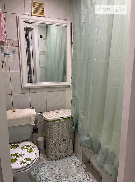 двухкомнатная квартира с мебелью в Черновцах, район Комарова-Красноармейская, на ул. Комарова Владимира 1, кв. 6, в аренду на долгий срок помесячно фото 1 двухкомнатная квартира с мебелью в Черновцах, район Комарова-Красноармейская, на ул. Комарова Владимира 1, кв. 6, в аренду на долгий срок помесячно фото 1