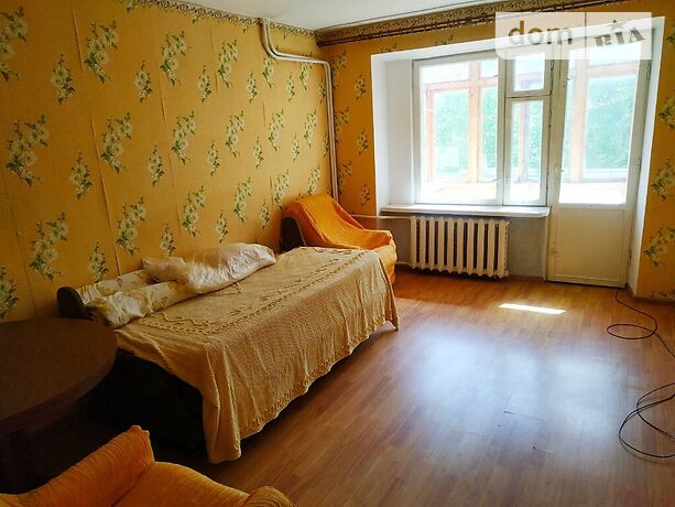 двухкомнатная квартира с мебелью в Черновцах, район П.-Кольцевая, на ул. Южно-Окружная 5 в аренду на долгий срок помесячно фото 1 двухкомнатная квартира с мебелью в Черновцах, район П.-Кольцевая, на ул. Южно-Окружная 5 в аренду на долгий срок помесячно фото 1