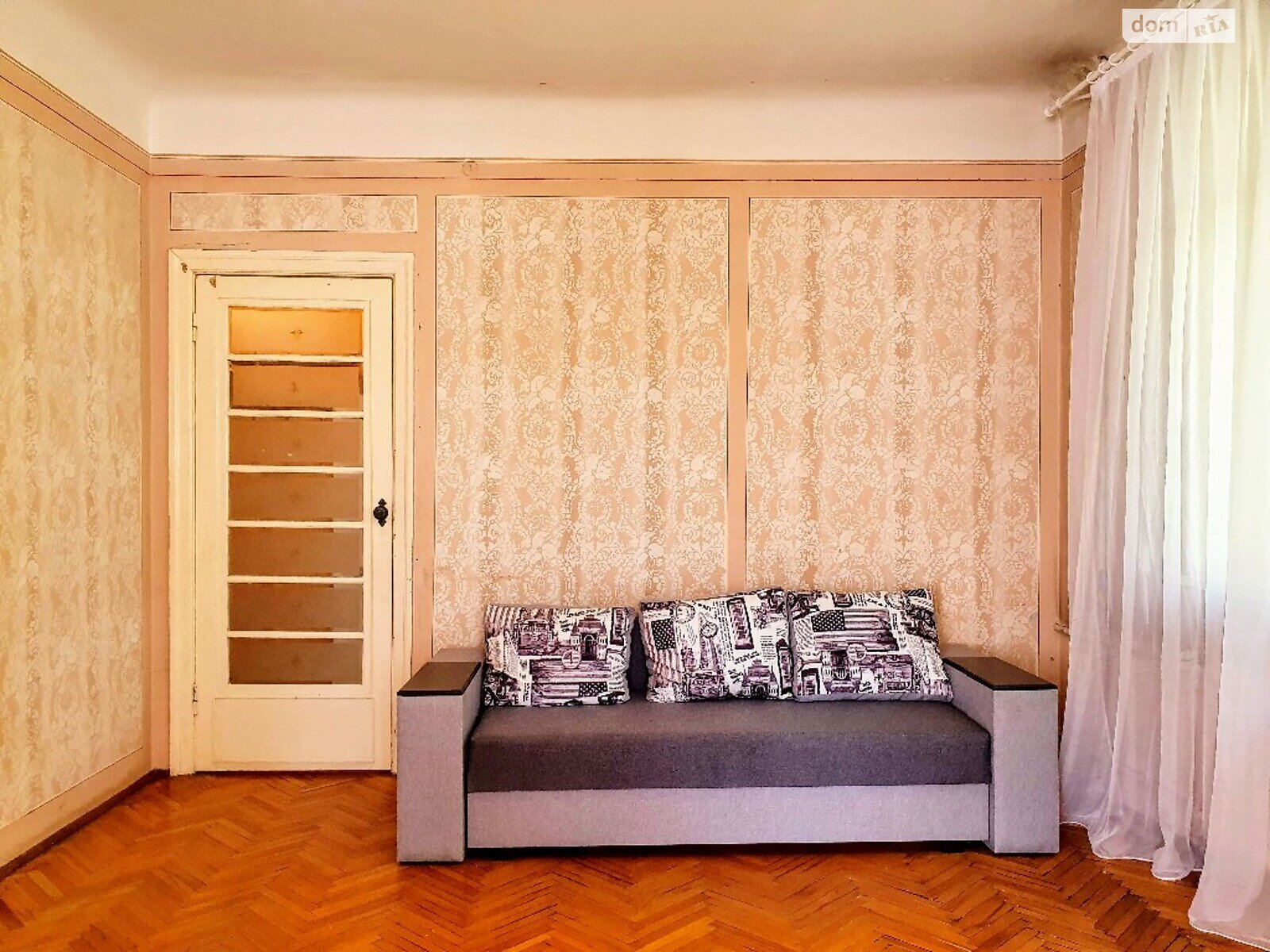 двухкомнатная квартира с мебелью в Черновцах, район Парковая зона, на ул. Герцена в аренду на долгий срок помесячно фото 1