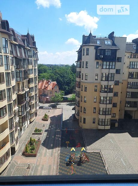 двокімнатна квартира з меблями в Чернівцях, район Паркова зона, на вул. Суворова Олександра 2а в довготривалу оренду помісячно фото 1 двокімнатна квартира з меблями в Чернівцях, район Паркова зона, на вул. Суворова Олександра 2а в довготривалу оренду помісячно фото 1