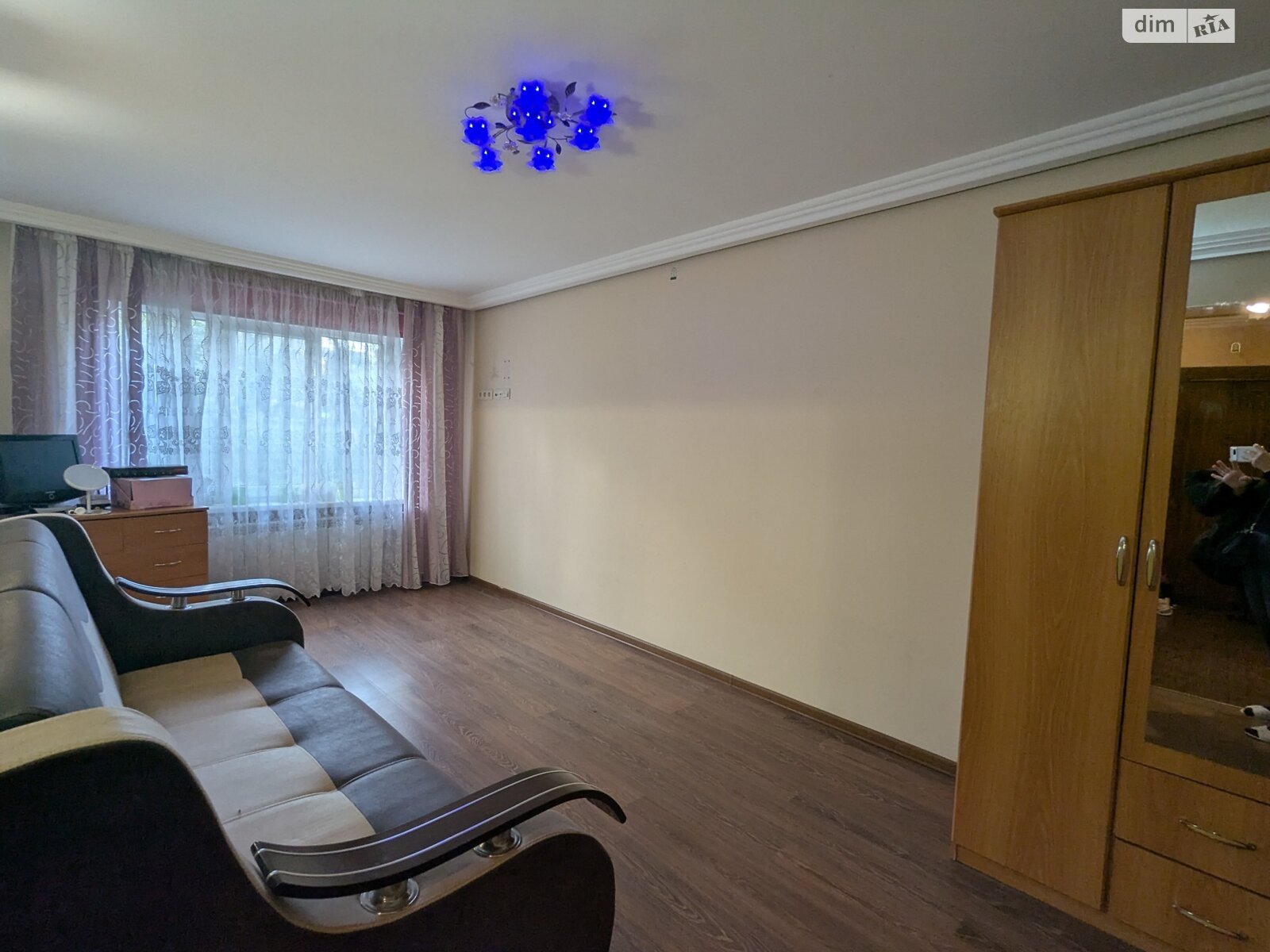 двокімнатна квартира в Чернівцях, район Паркова зона, на вул. Залозецького Володимира в довготривалу оренду помісячно фото 1 двокімнатна квартира в Чернівцях, район Паркова зона, на вул. Залозецького Володимира в довготривалу оренду помісячно фото 1