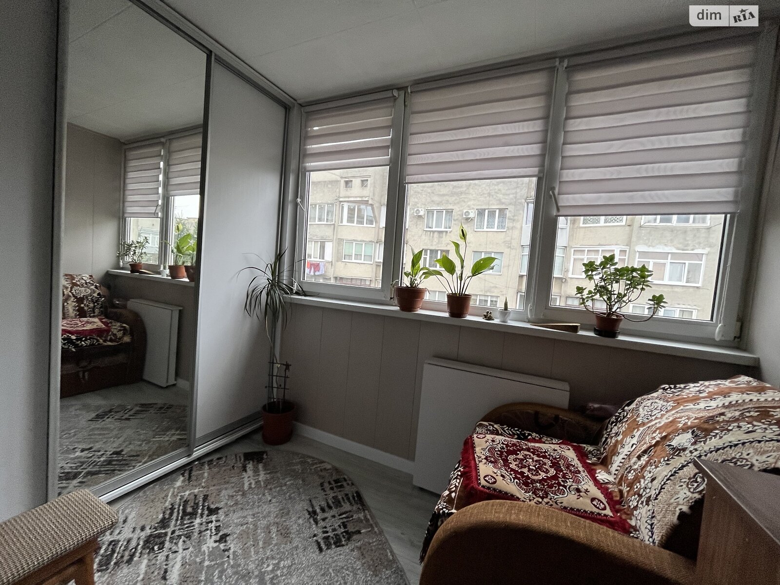 однокомнатная квартира с мебелью в Черновцах, район Первомайский, на ул. Авангардная 53 в аренду на долгий срок помесячно фото 1