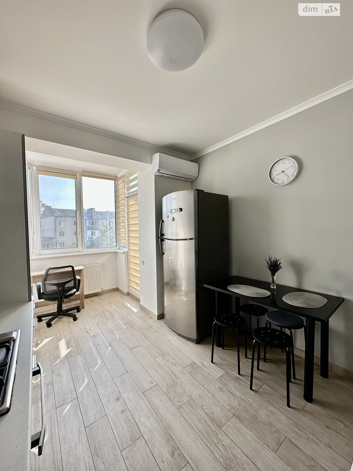 однокомнатная квартира в Черновцах, район Первомайский, на ул. Черновола Вячеслава 7 в аренду на долгий срок помесячно фото 1 однокомнатная квартира в Черновцах, район Первомайский, на ул. Черновола Вячеслава 7 в аренду на долгий срок помесячно фото 1