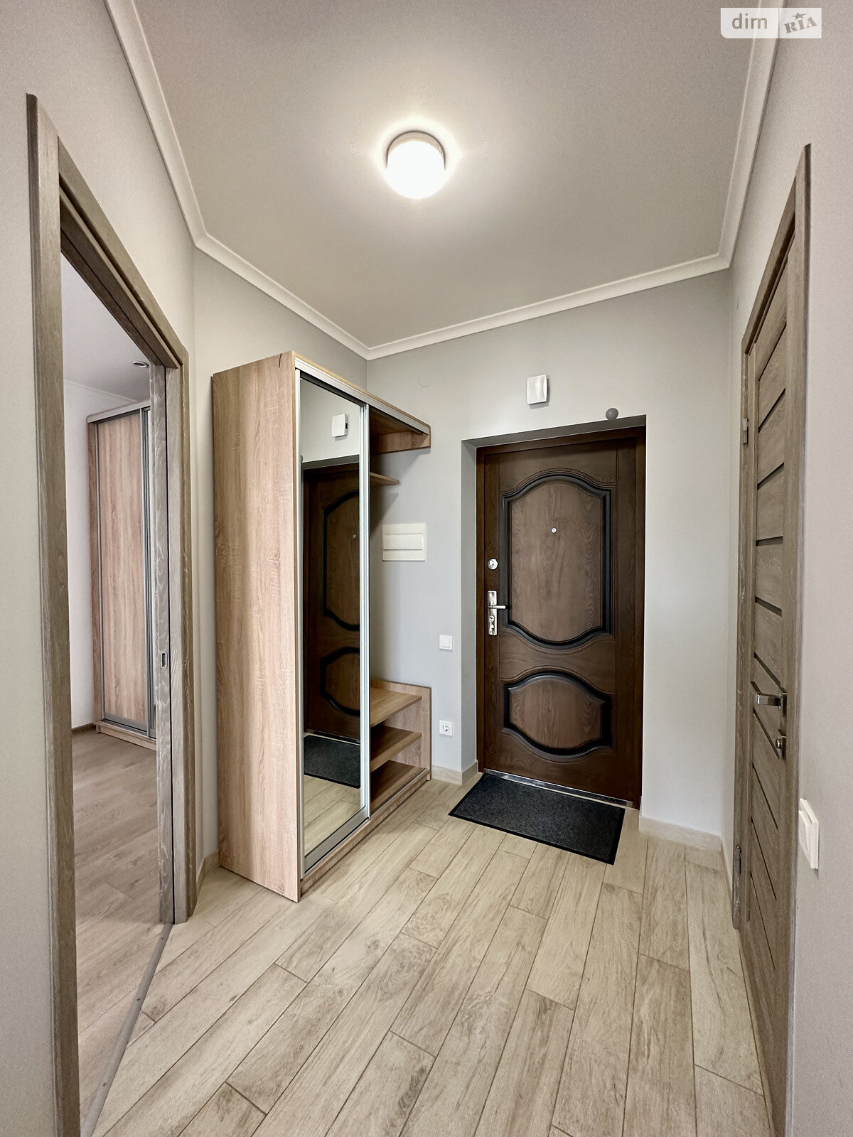 однокомнатная квартира в Черновцах, район Первомайский, на ул. Черновола Вячеслава 7 в аренду на долгий срок помесячно фото 1 однокомнатная квартира в Черновцах, район Первомайский, на ул. Черновола Вячеслава 7 в аренду на долгий срок помесячно фото 1