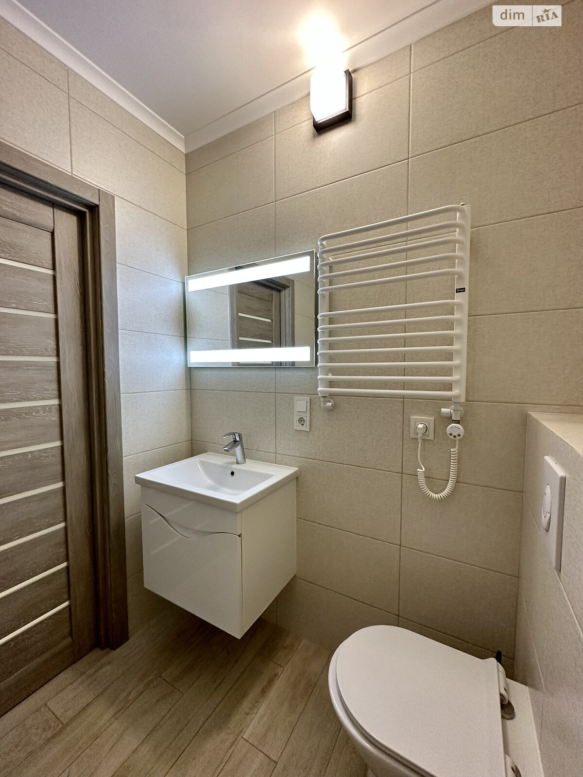 однокомнатная квартира в Черновцах, район Первомайский, на ул. Черновола Вячеслава 7 в аренду на долгий срок помесячно фото 1 однокомнатная квартира в Черновцах, район Первомайский, на ул. Черновола Вячеслава 7 в аренду на долгий срок помесячно фото 1