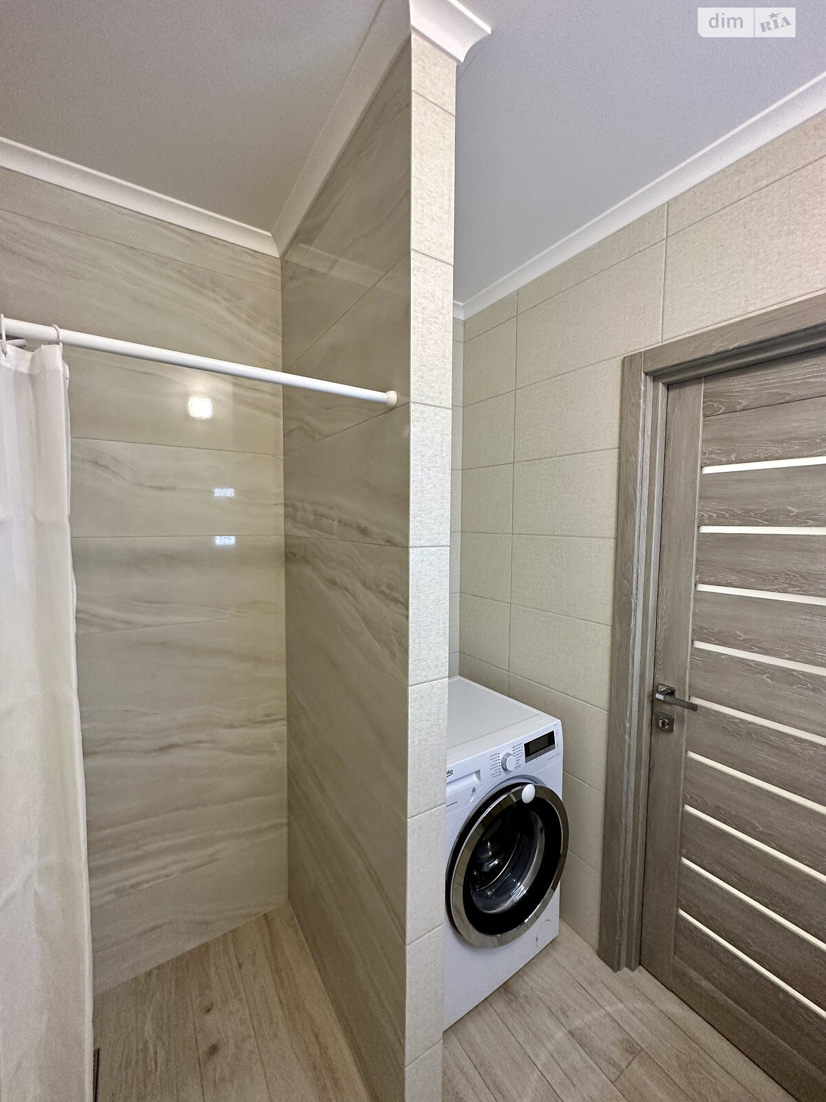 однокомнатная квартира в Черновцах, район Первомайский, на ул. Черновола Вячеслава 7 в аренду на долгий срок помесячно фото 1 однокомнатная квартира в Черновцах, район Первомайский, на ул. Черновола Вячеслава 7 в аренду на долгий срок помесячно фото 1