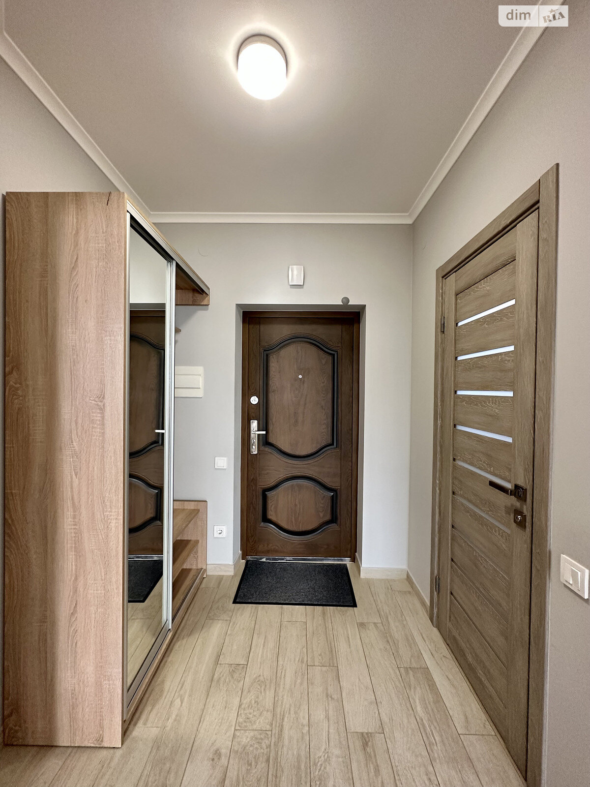 однокомнатная квартира в Черновцах, район Первомайский, на ул. Черновола Вячеслава 7 в аренду на долгий срок помесячно фото 1 однокомнатная квартира в Черновцах, район Первомайский, на ул. Черновола Вячеслава 7 в аренду на долгий срок помесячно фото 1